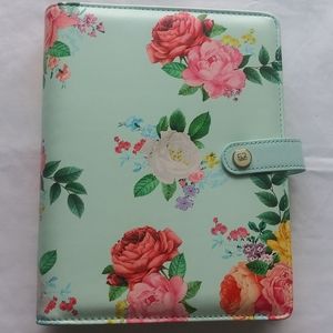 Planner with mixed inserts